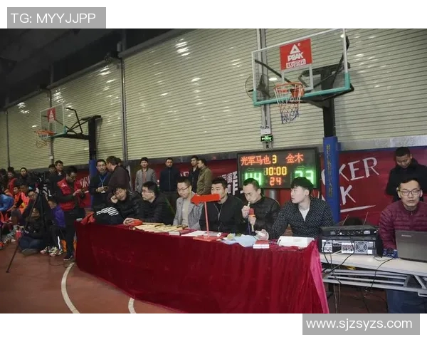 南京篮球队的团队协作揭秘：如何在赛场上实现完美配合与默契合作